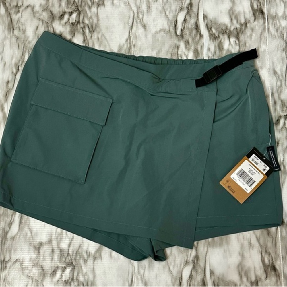The North Face Goblin Blue Skorts Adjustable Skirt Front Utility Vibes Quick Dry